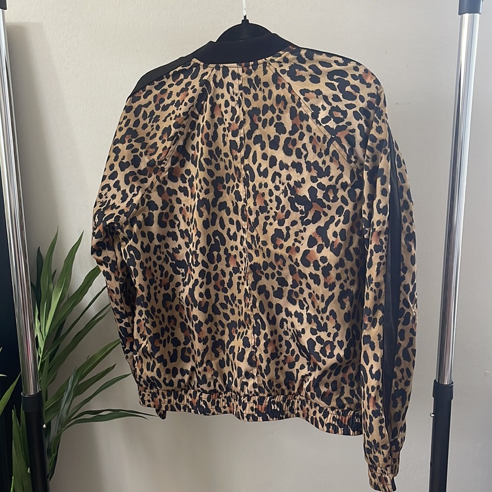 Gap Leopard Bomber Jacket - Picture 3 of 3